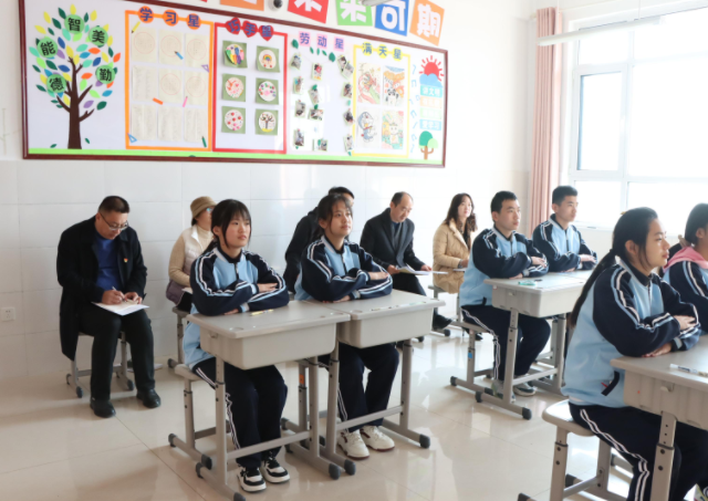 加大对薄弱环节的支撑力度教育优质均衡