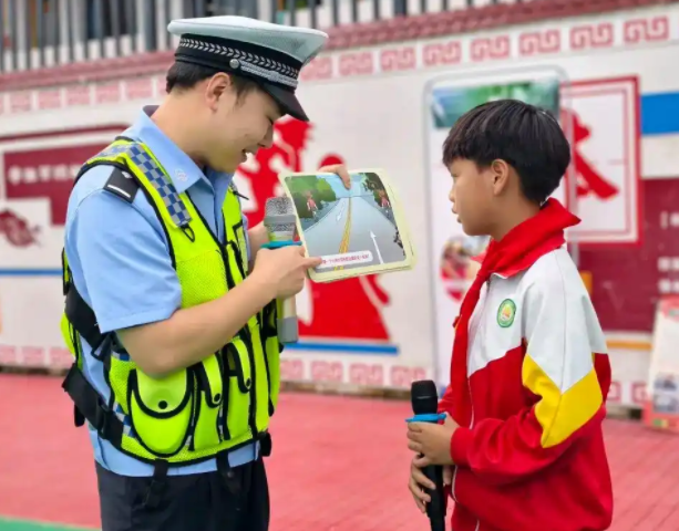 为切实提升学生安意识为师生上一堂知危