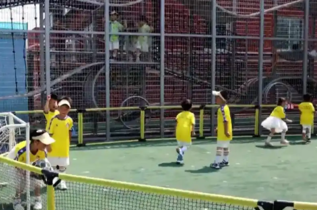 安全优质为双翼构建掩盖城乡布局合理的学前教育公共服务体系