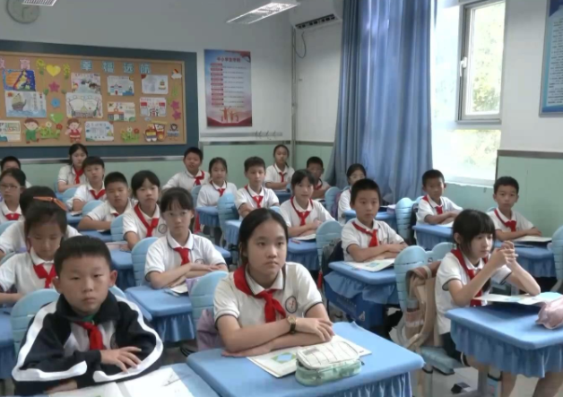 为什么同样的教育方法在学校有效在家里却失灵了不得不思考