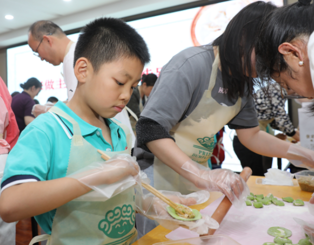 家长容易陷入焦虑控制遭遇反抗无力更焦