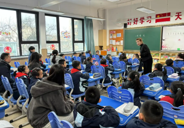 接受知识而是主动去探究去验证去发现生