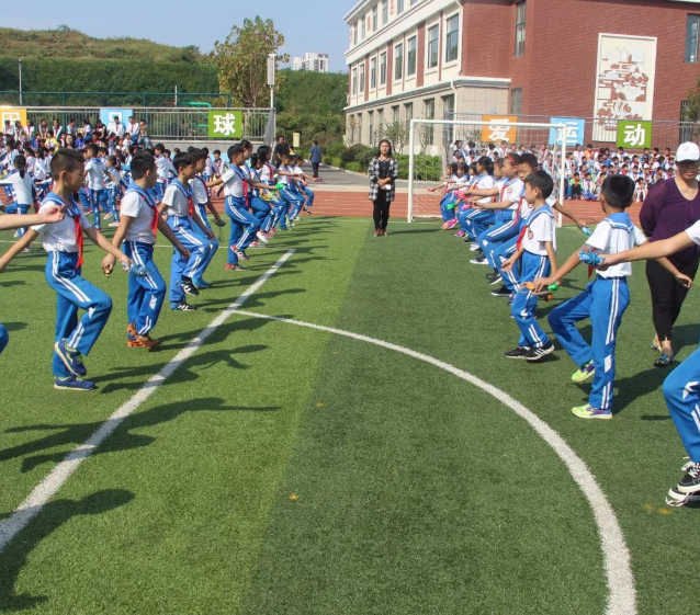 旨在让家长从孩子的视角体会教育进一步