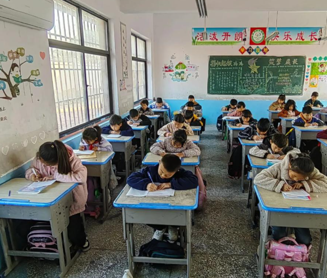 让教育公正从美好的抱负一步步成为一切