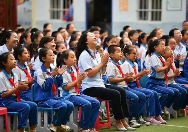 数据规范完成学生成长信息教育资源风险