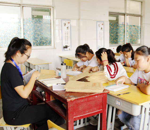 文学教育重视培育学生的艺术档次审美品