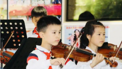 讓每壹片小葉都能在這片溫暖的校園裏茁